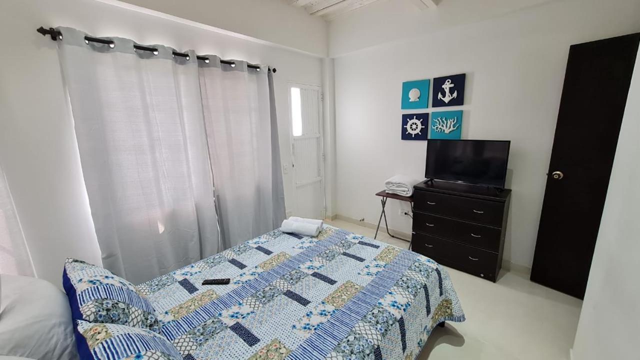 Apartamentos Turisticos Buena Vista San Andrés Exterior photo